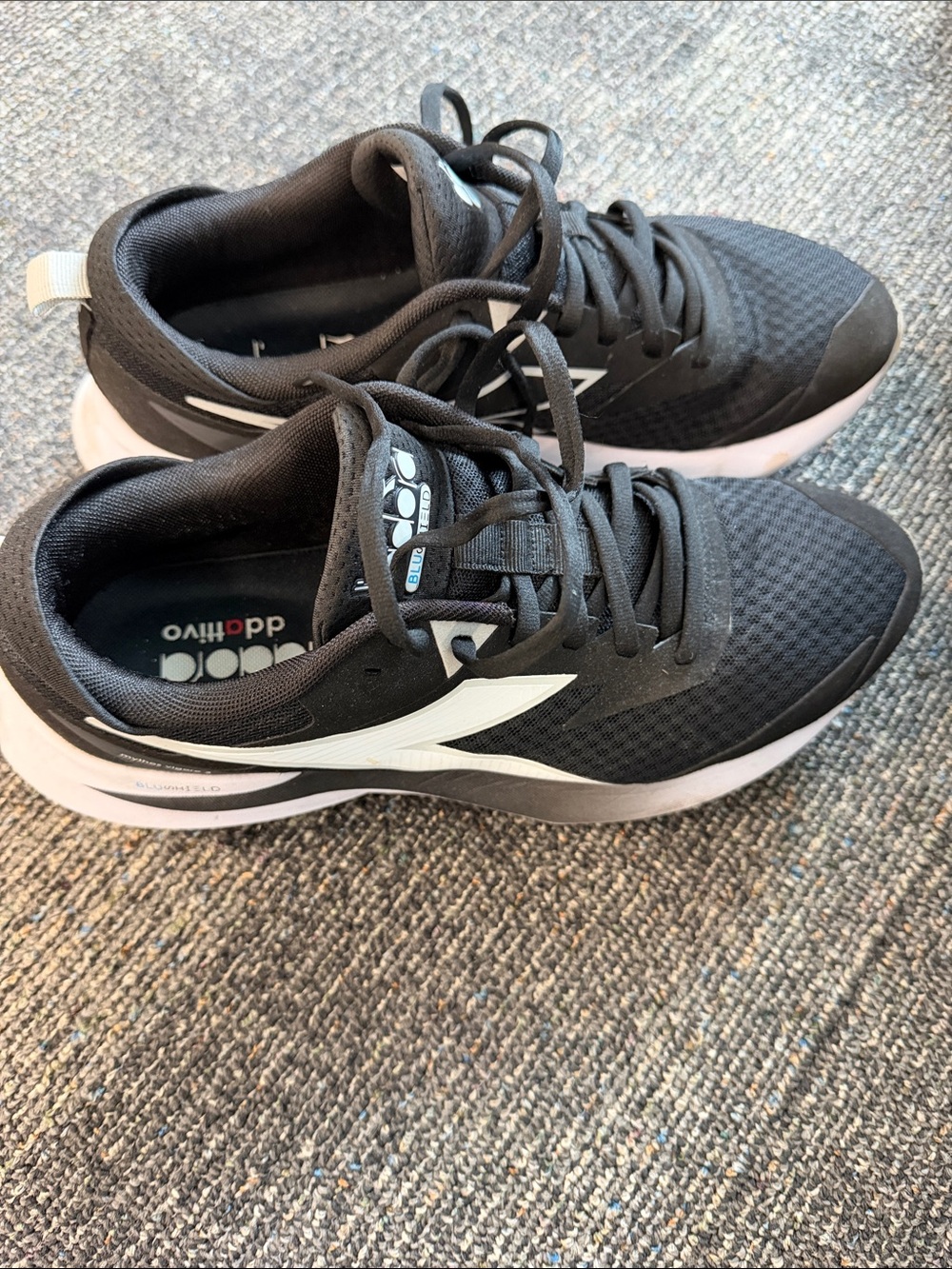 Diadora blushield woman’s  running shoes